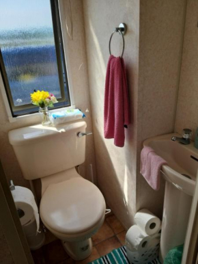 40 AntrimHeightsbnb MOBILE self catering can sleep 7